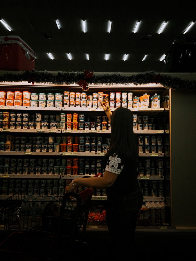 Shoppers choosing packaged drinks